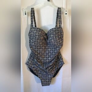 NIPTUCK SWIM zize 8 black floral yellow white